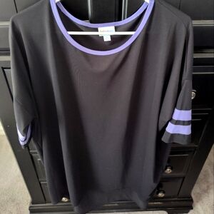 LuLaRoe L Black and Purple Ringer shirt